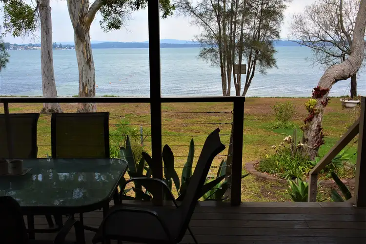 169 Kullaroo Rd, Summerland Point NSW 2259