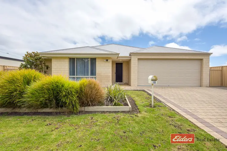 Fifth view of Homely house listing, 19 Baltic Ridge, Yakamia WA 6330