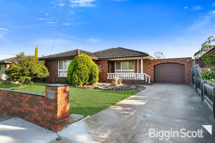 8 Washington Drive, Oakleigh South VIC 3167