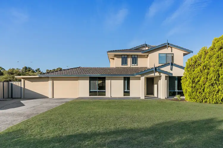 12 Nicholson Loop, Bateman WA 6150
