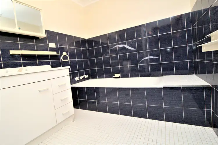 Seventh view of Homely house listing, 42 Doolan Cres, Griffith NSW 2680