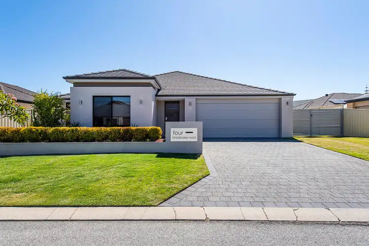 4 Stradbroke Road, Secret Harbour WA 6173