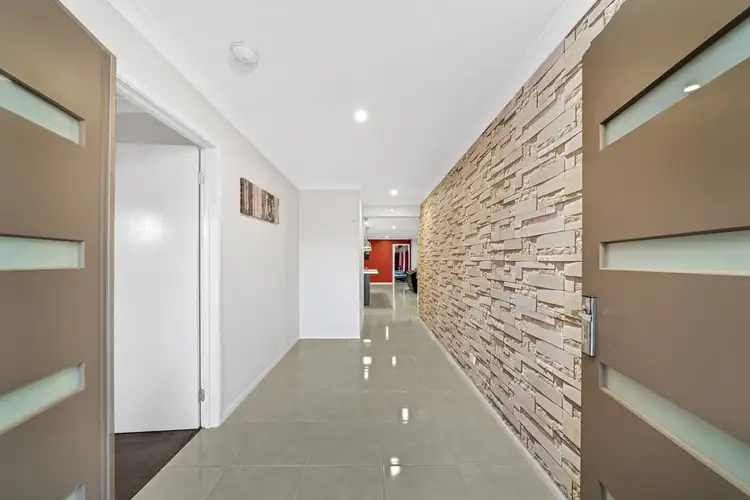 Second view of Homely house listing, 7 Minter Court, Truganina VIC 3029