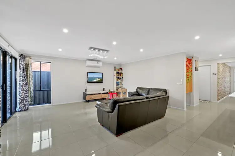 Fifth view of Homely house listing, 7 Minter Court, Truganina VIC 3029