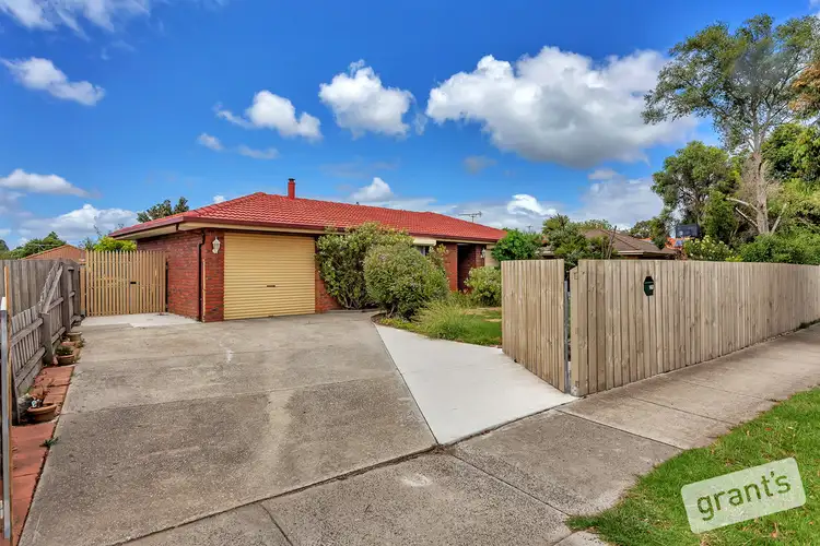 21 Duncan Drive, Pakenham VIC 3810