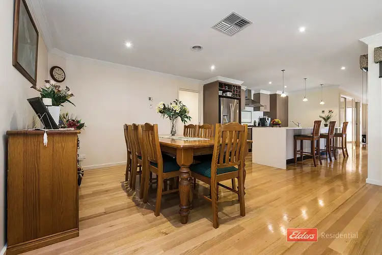 Fifth view of Homely house listing, 10 Riverina Parade, Echuca VIC 3564