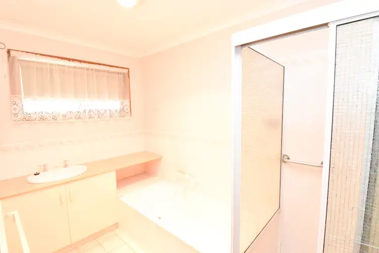 Sixth view of Homely townhouse listing, 5 433 WOOD STREET, Deniliquin NSW 2710