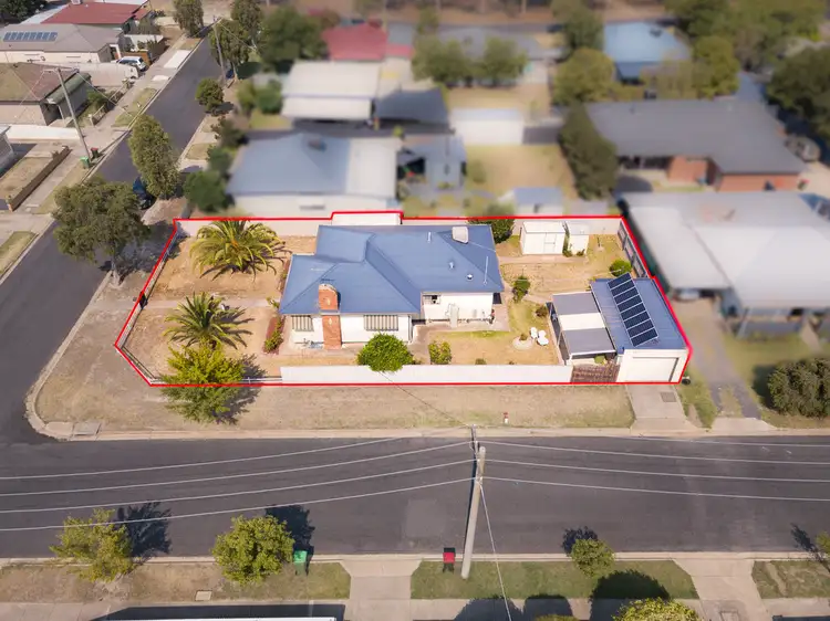 Main view of Homely house listing, 8 Noel Street, Wodonga VIC 3690