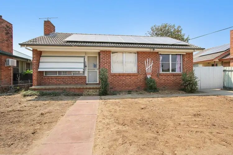 Main view of Homely house listing, 32 Lindsay Street, Wodonga VIC 3690