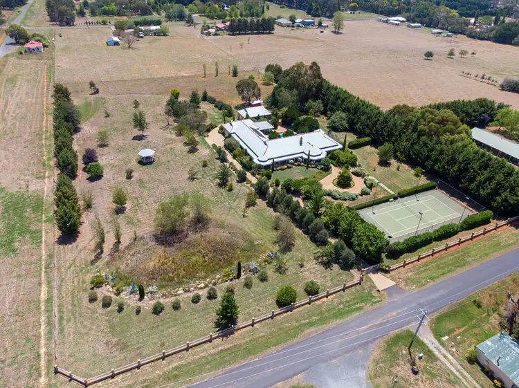 557 Cecil Road, Orange NSW 2800