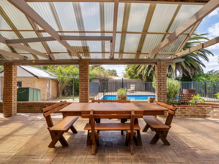 20 Hillegine Court, Gosnells WA 6110