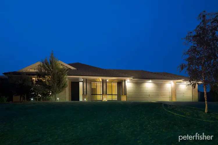 11 Discovery Drive, Orange NSW 2800
