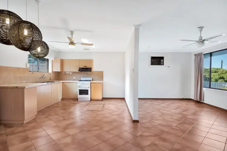 Second view of Homely house listing, 32 Lillian Street, Huntfield Heights SA 5163