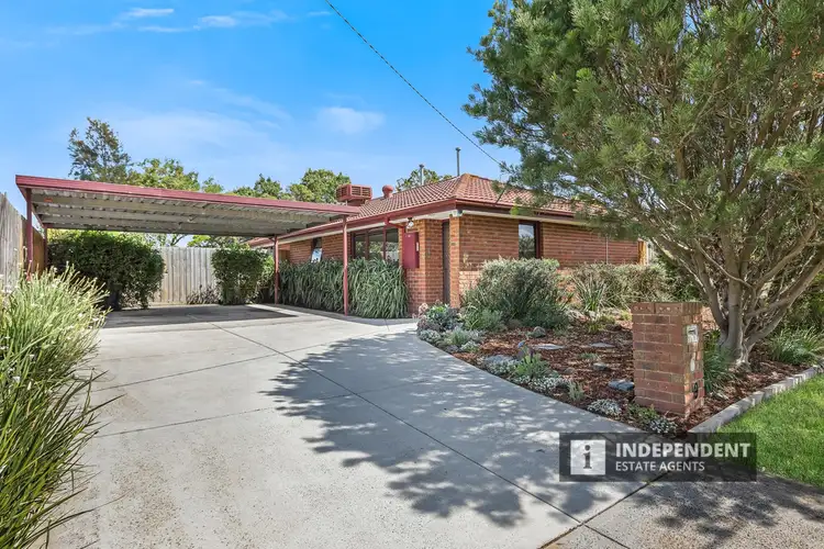 9 Caroline Crescent, Cranbourne West VIC 3977
