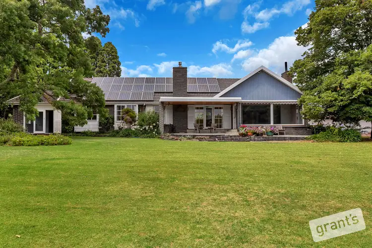 37 Rowallan Avenue, Harkaway VIC 3806