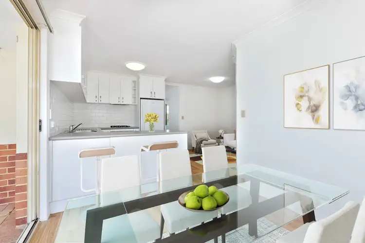 2/11 Evelyn Street, Gosnells WA 6110