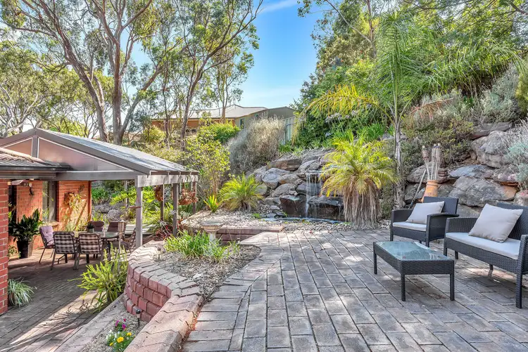 25 Woodland Grove, Aberfoyle Park SA 5159