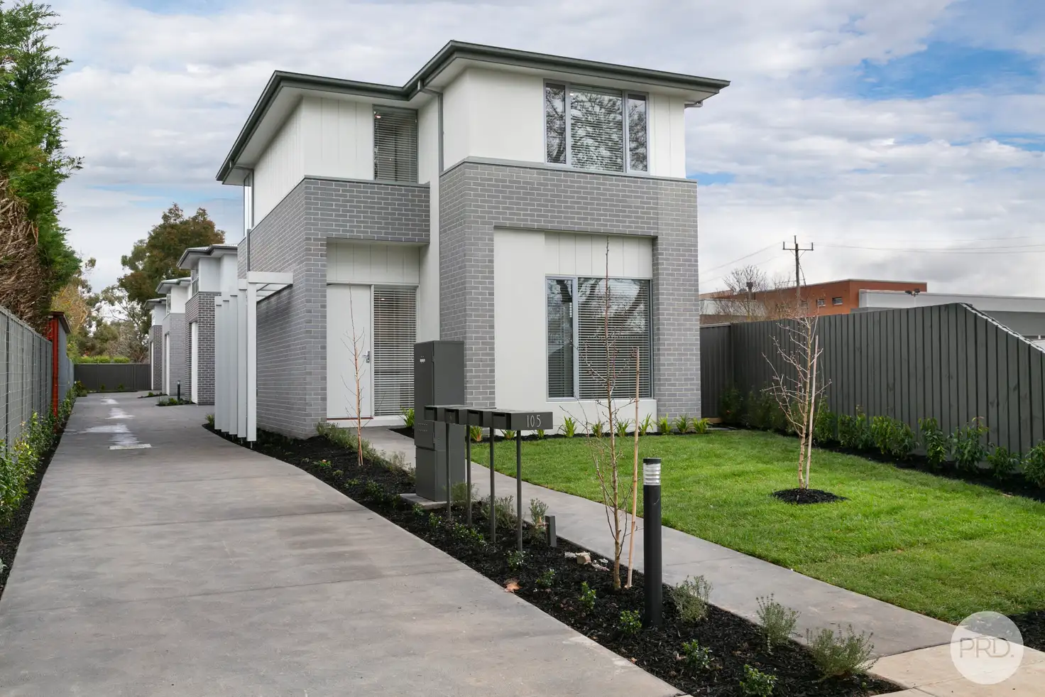 Main view of Homely townhouse listing, 2/105 Forest Street, Lake Wendouree VIC 3350