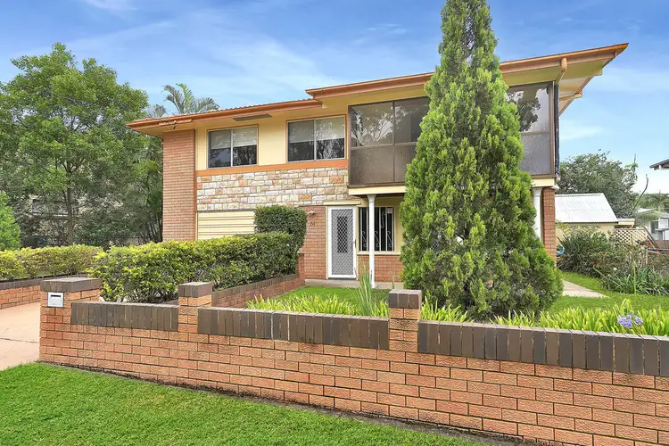 54 Olearia Street East, Everton Hills QLD 4053
