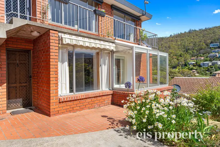 2/18 Longview Avenue, Sandy Bay TAS 7005