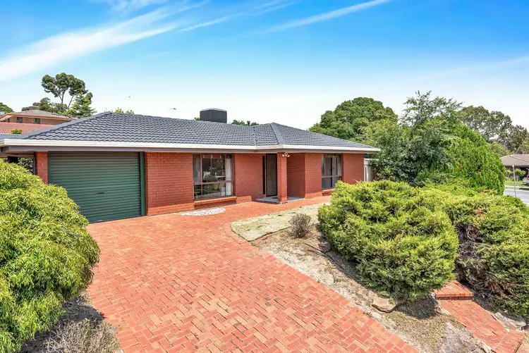 2 Ash Street, Aberfoyle Park SA 5159