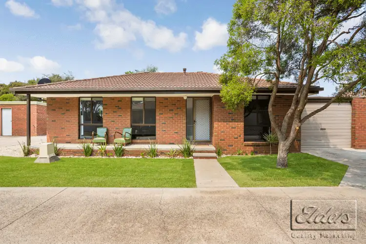 2/207 McIvor Road, Strathdale VIC 3550