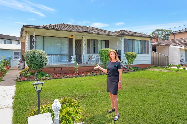2 Kiola Street, Smithfield NSW 2164