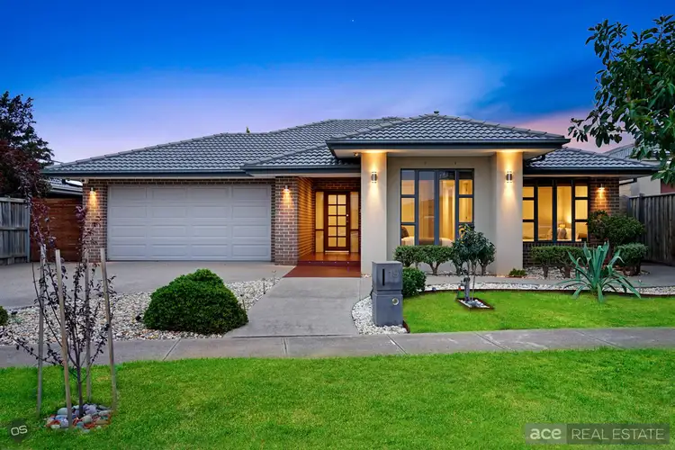 19 Yuruga Blvd, Point Cook VIC 3030