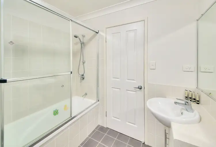 Sixth view of Homely unit listing, 5/27 Paragon St, Yeronga QLD 4104