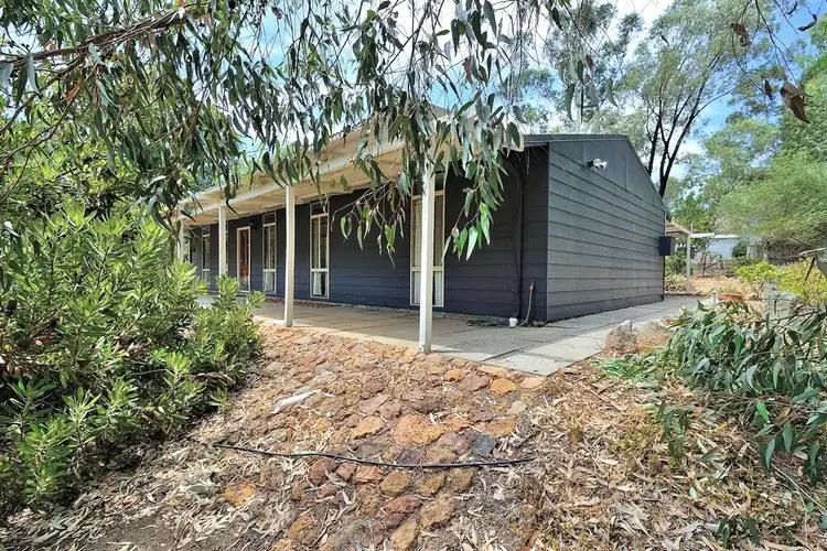 15 Brockman Street, Bakers Hill WA 6562