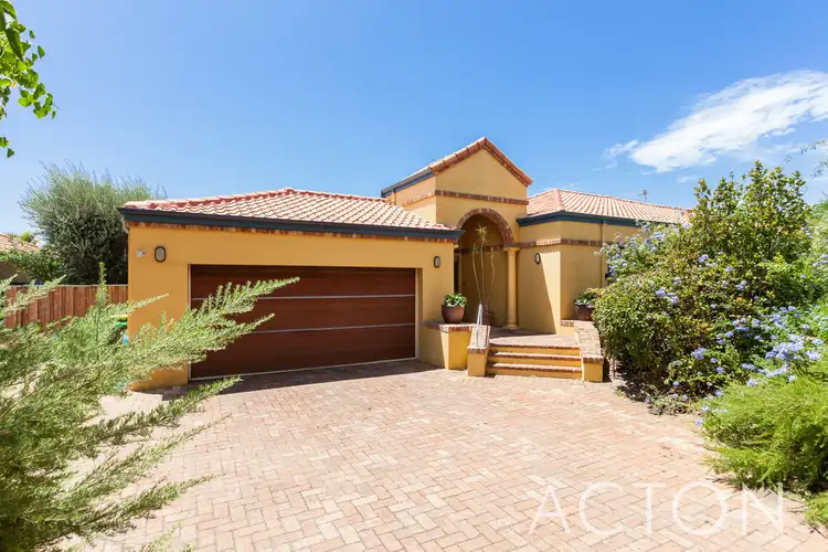 8 Platt Close, Mosman Park WA 6012
