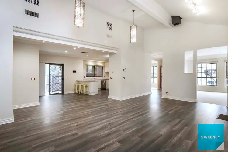 Fifth view of Homely house listing, 3 Excelsa Way, Hillside VIC 3037