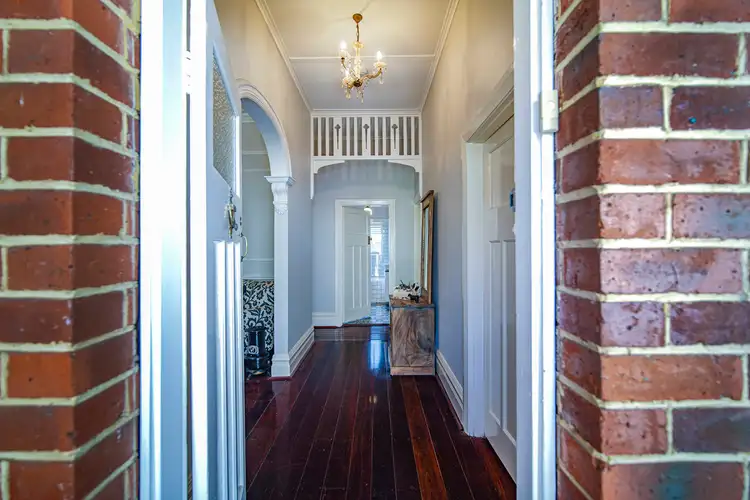 8 JAMES STREET, Guildford WA 6055