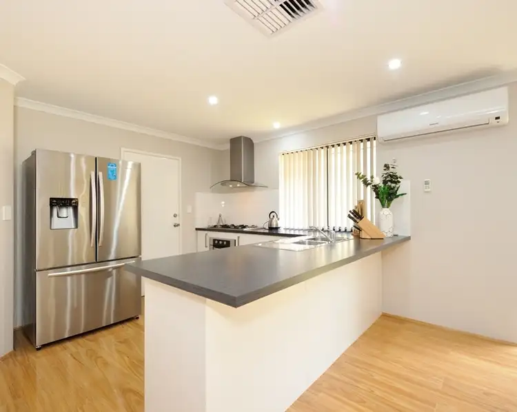 Fifth view of Homely house listing, 5 Parakeet Bend, Baldivis WA 6171