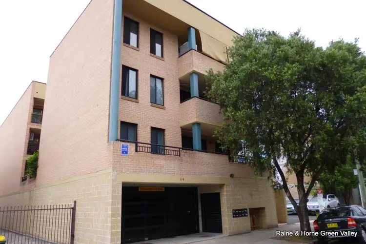 3/114 Bigge St, Liverpool NSW 2170