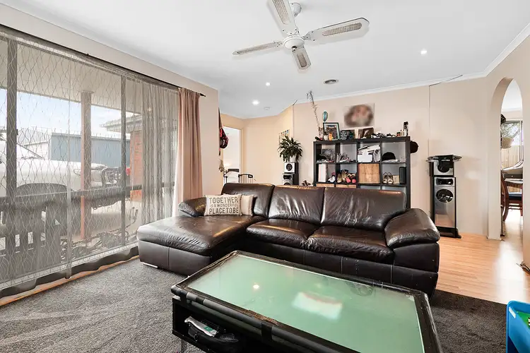 Second view of Homely house listing, 5 Nyah Place, Cranbourne West VIC 3977