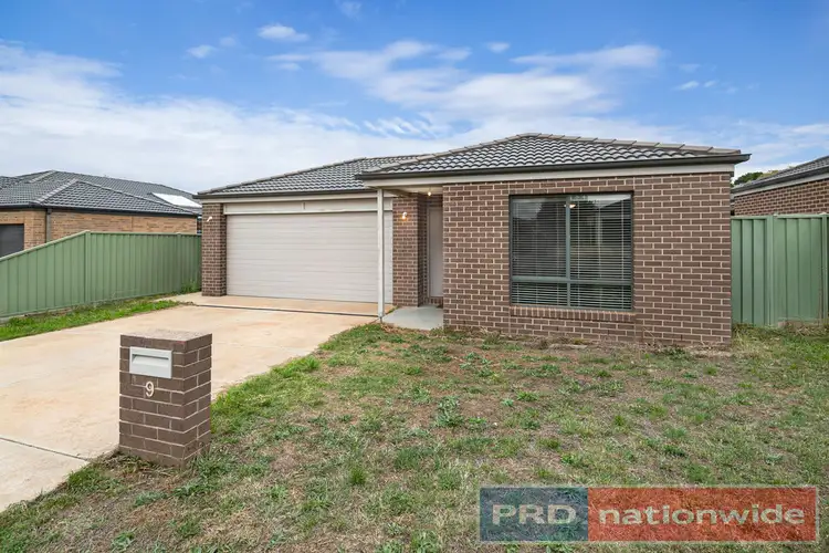 9 Hodge Street, Miners Rest VIC 3352