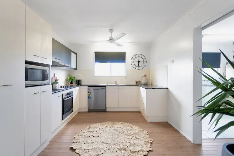 Sixth view of Homely house listing, 8 Leeuwin Court, Andergrove QLD 4740