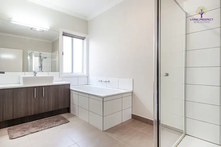 Seventh view of Homely house listing, 5 Leadbeater Street, Point Cook VIC 3030