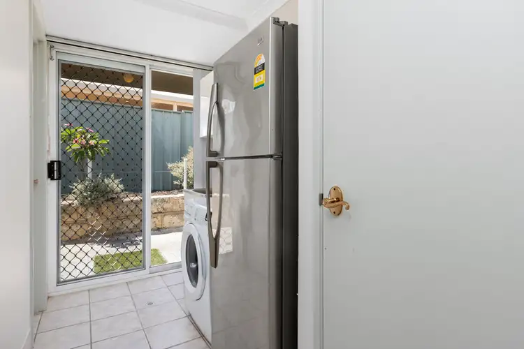 Seventh view of Homely house listing, 20 Manitoba Place, Success WA 6164
