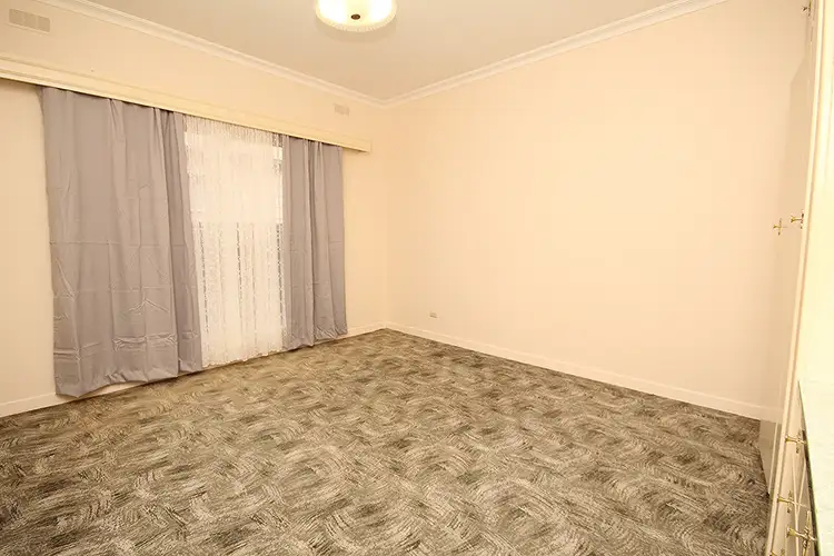 Seventh view of Homely house listing, 12 Kooyong Street, Horsham VIC 3400