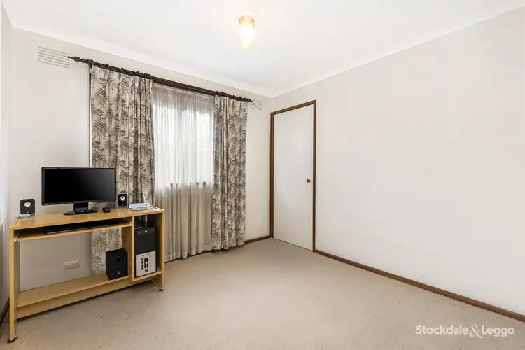 Sixth view of Homely house listing, 4 Marina Close, Gladstone Park VIC 3043