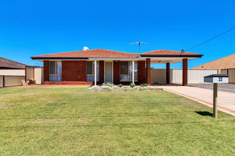 32 Crystaluna Drive, Golden Bay WA 6174