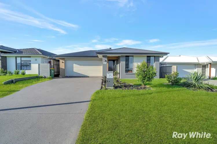 25 Skelbrook Road, Park Ridge QLD 4125