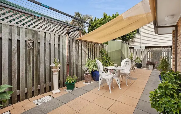 Third view of Homely unit listing, 15/230 Torquay Terrace, Torquay QLD 4655