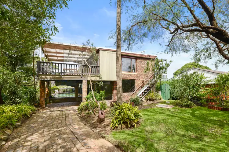 2 Coolgardie Place, Sutherland NSW 2232
