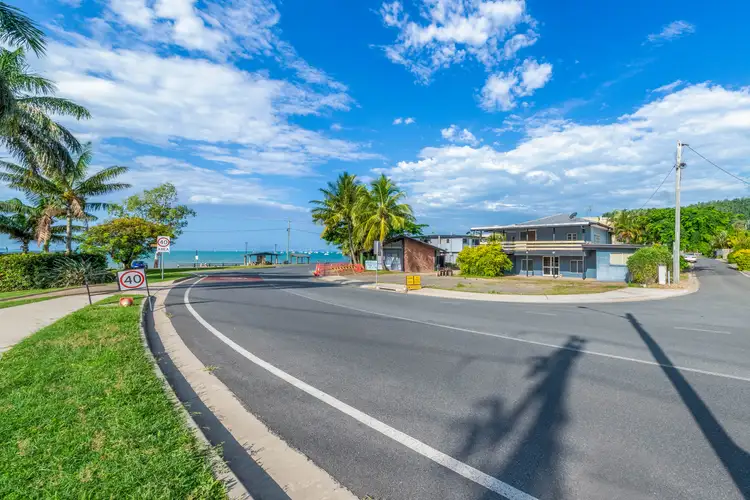 38 Coral Esplanade & 1 Beach Road