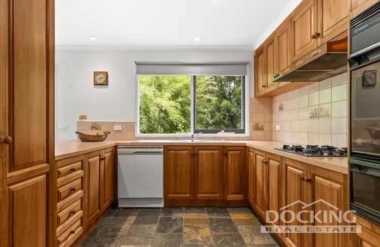 Fifth view of Homely house listing, 36 Crestview Close, Montrose VIC 3765