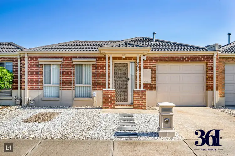2/53 JADE WAY, Hillside VIC 3037