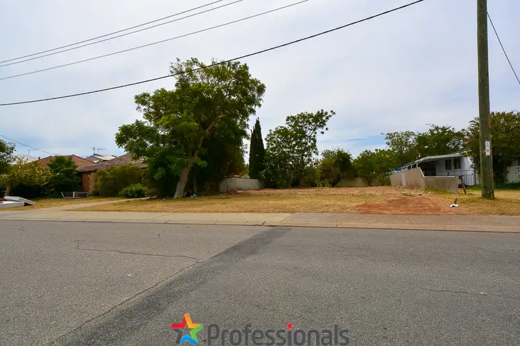 22 Churchill Avenue, Dudley Park WA 6210